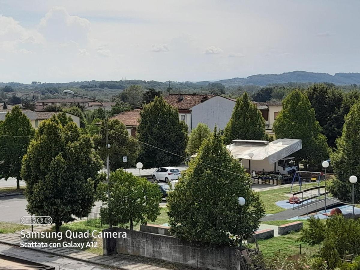 La Casa Di Debby Parcheggio Wi-Fi , Aria Condizionata Gratuiti Apartment Capannori Luaran gambar