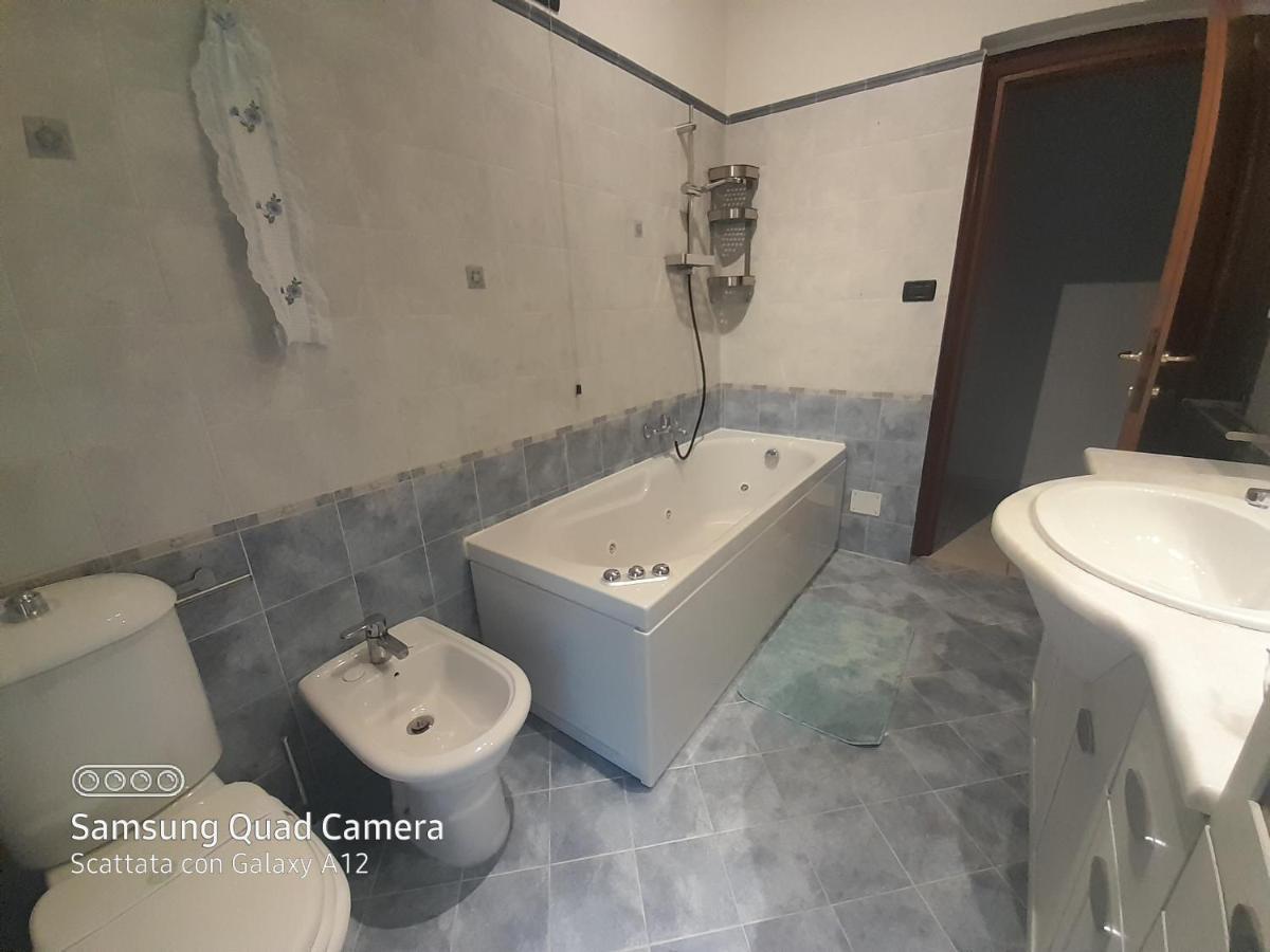 La Casa Di Debby Parcheggio Wi-Fi , Aria Condizionata Gratuiti Apartment Capannori Luaran gambar