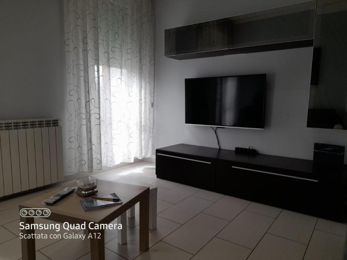 La Casa Di Debby Parcheggio Wi-Fi , Aria Condizionata Gratuiti Apartment Capannori Luaran gambar
